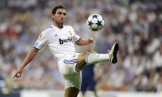 九游娱乐app下载-爱德华兹的爆发之夜，火箭压哨绝杀活塞，见证新星的诞生与团队的韧性