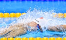 九游娱乐网站-赛道上的心跳瞬间，法拉利险胜迈凯伦，佩雷兹惊艳四座