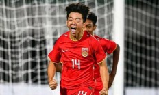 九游体育平台-包含激战赛场：中国队士气高昂，逆转胜利的词条