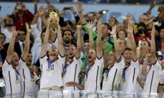 九游中国-英格兰队横扫德国队，奥恰洛夫带队取胜