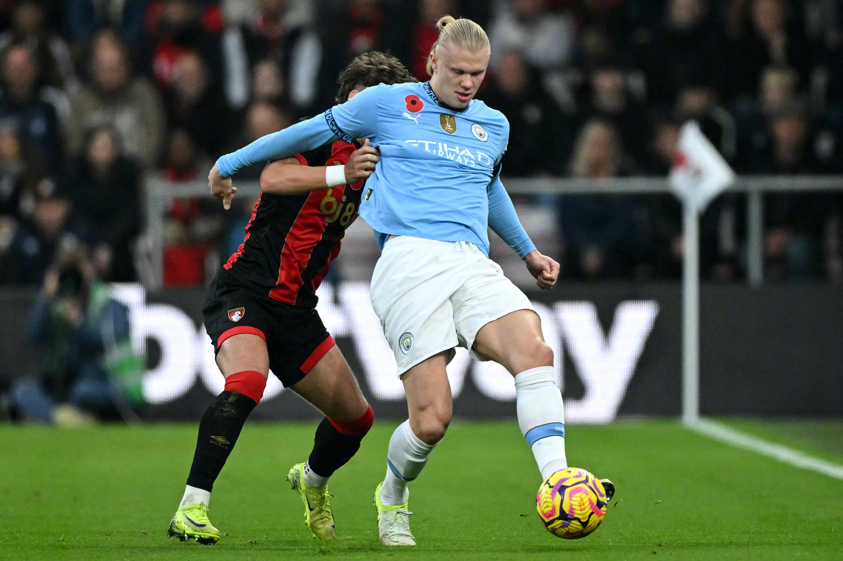 包含曼城客场挑战伯恩茅斯，戈麦斯是否能为球队取得进球？的词条