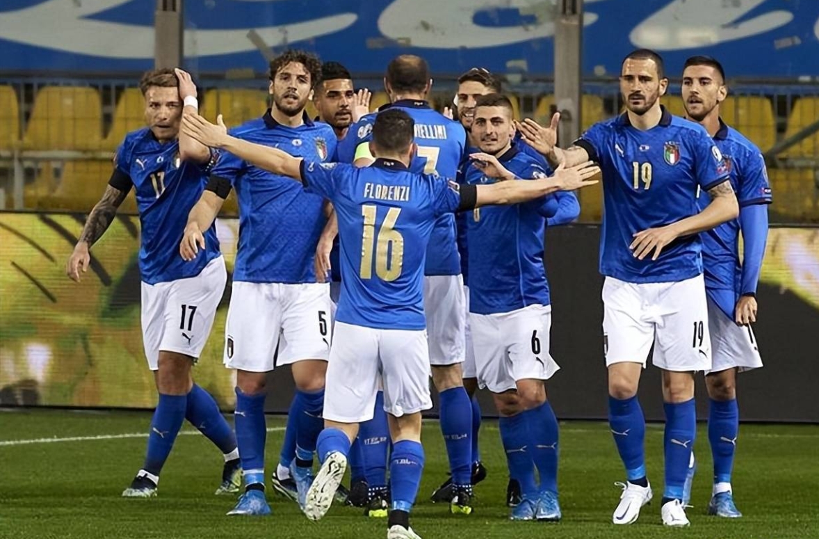 荷兰苦战乌克兰，欧洲杯强强对话引发热议的简单介绍