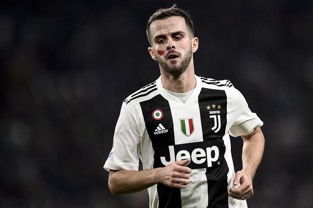 关于斯帕尔主场大胜，雄起重返积分榜前列的信息