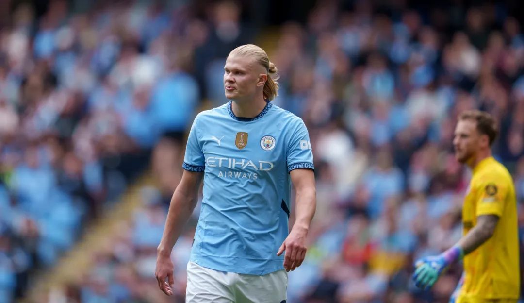 哈兰德梅开三度,多特轻松取胜 哈兰德梅开三度,多特轻松取胜