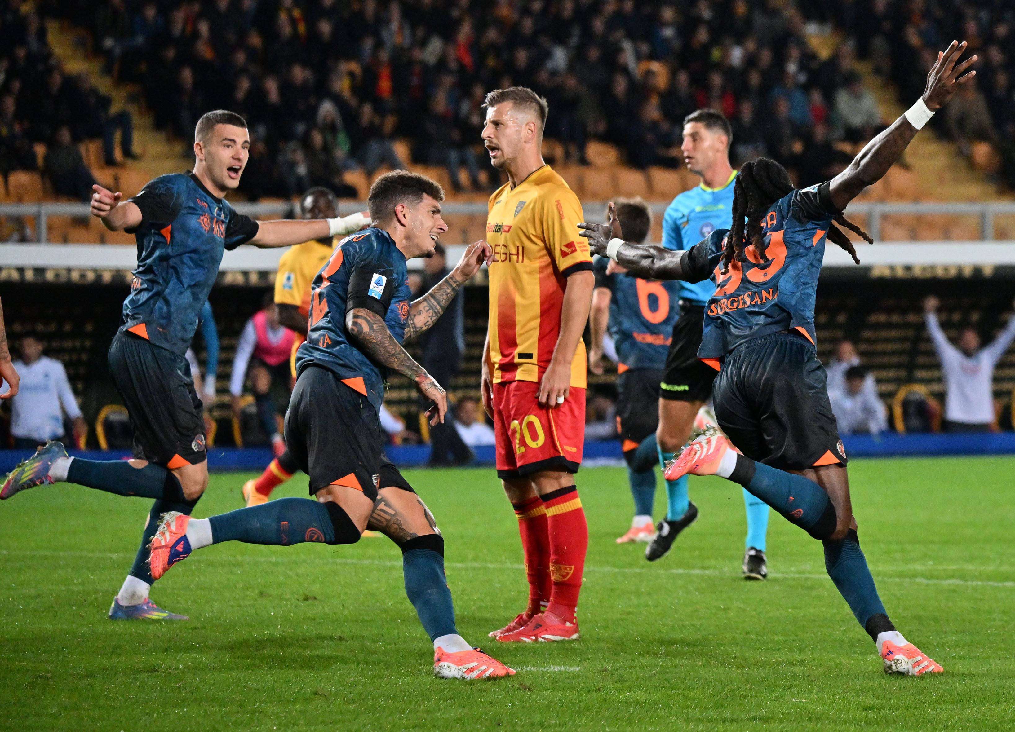 AC米兰客场逆转帕尔马,保持不败的简单介绍 AC米兰客场逆转帕尔马,保持不败的简单介绍