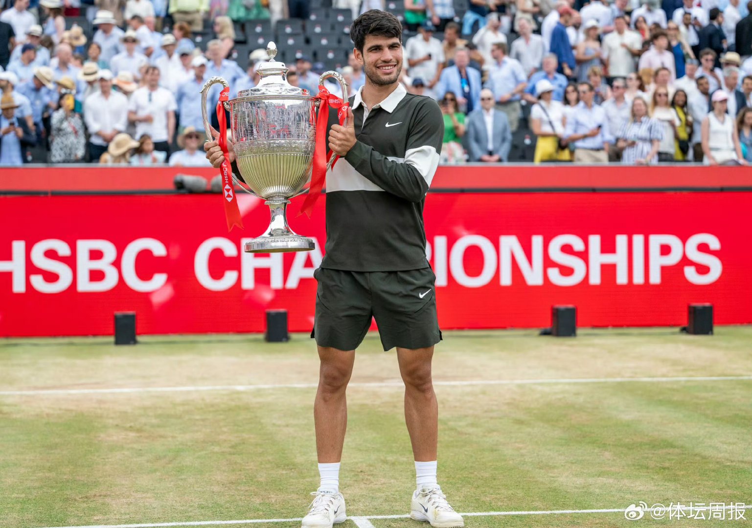 意大利网球队鏖战西班牙网球队，阿尔卡拉斯送出助攻